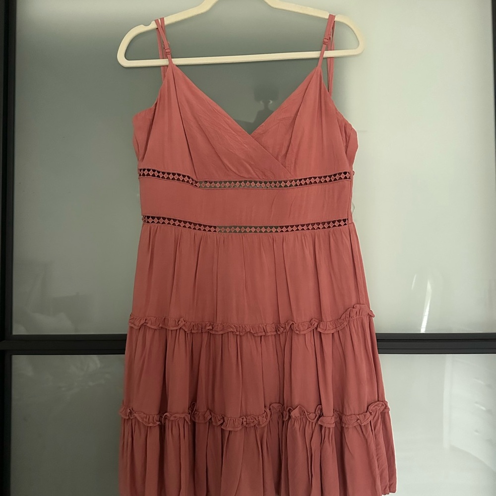 Elegant Pink Sleeveless Dress